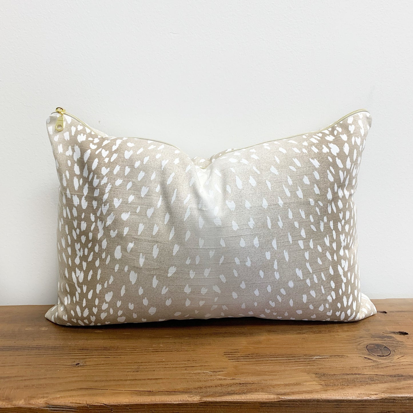 Cover Only | Antelope / Fawn | Designed by Vern Yip | Beige Fawn Print | Grandmillennial | Ombre Animal Print
