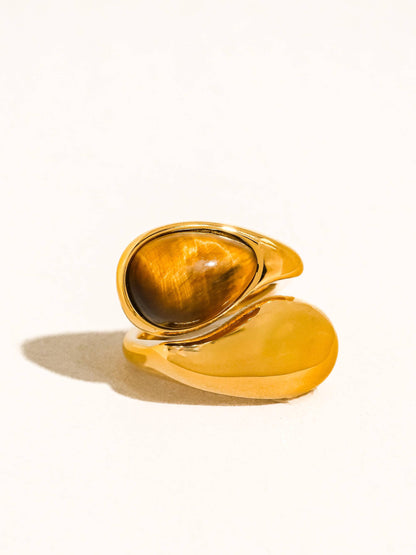 Sloan 18K Gold Non-Tarnish Pearl Wavy Ring: White