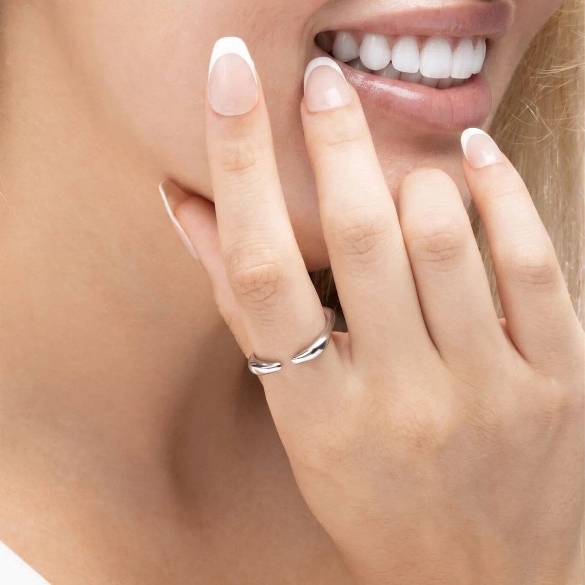 18K Gold PVD  Adjustable Simple Ring: Gold