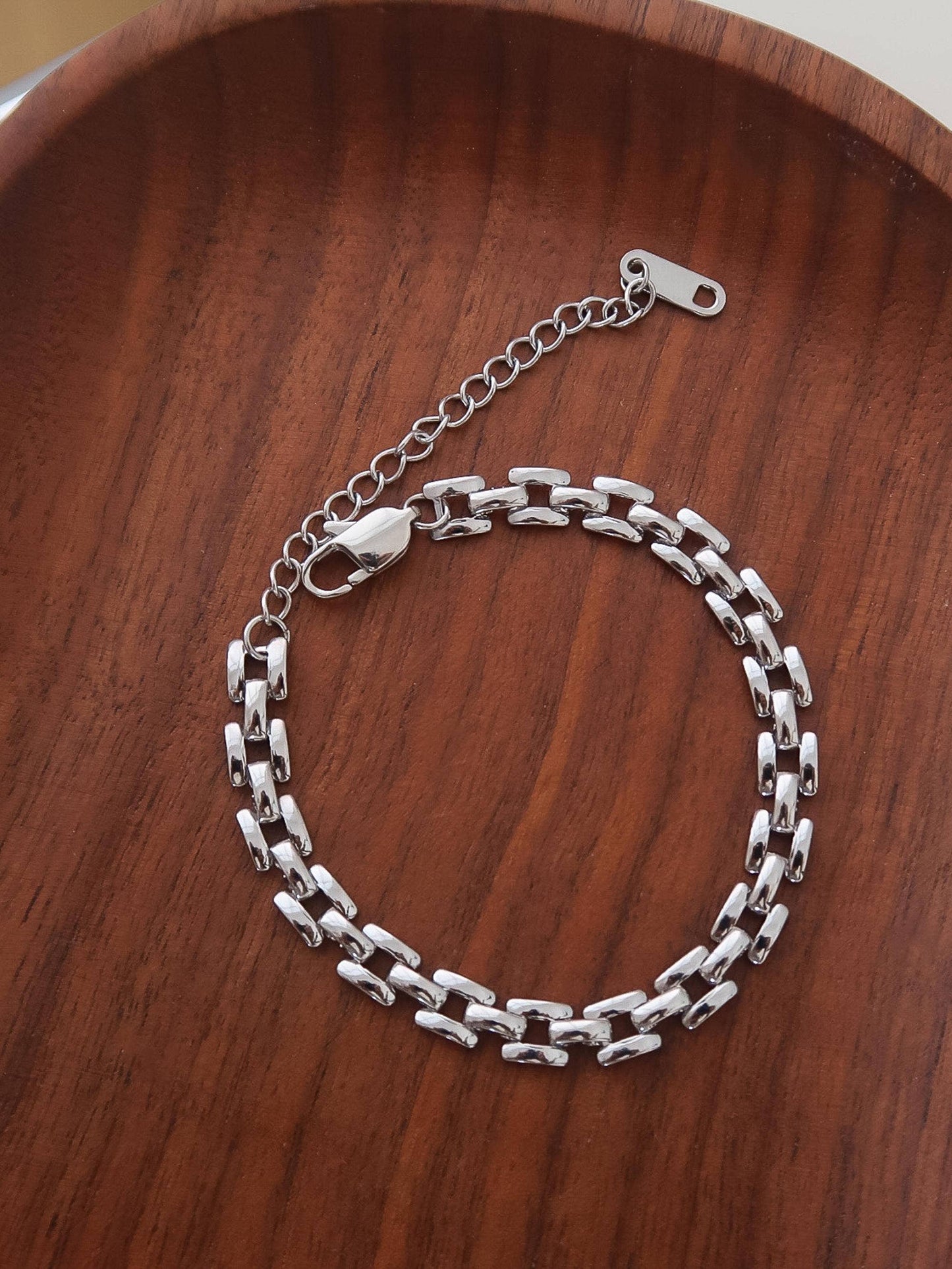 Forte 18K Gold Non-Tarnish Flat Chain Bracelet: Yellow Gold