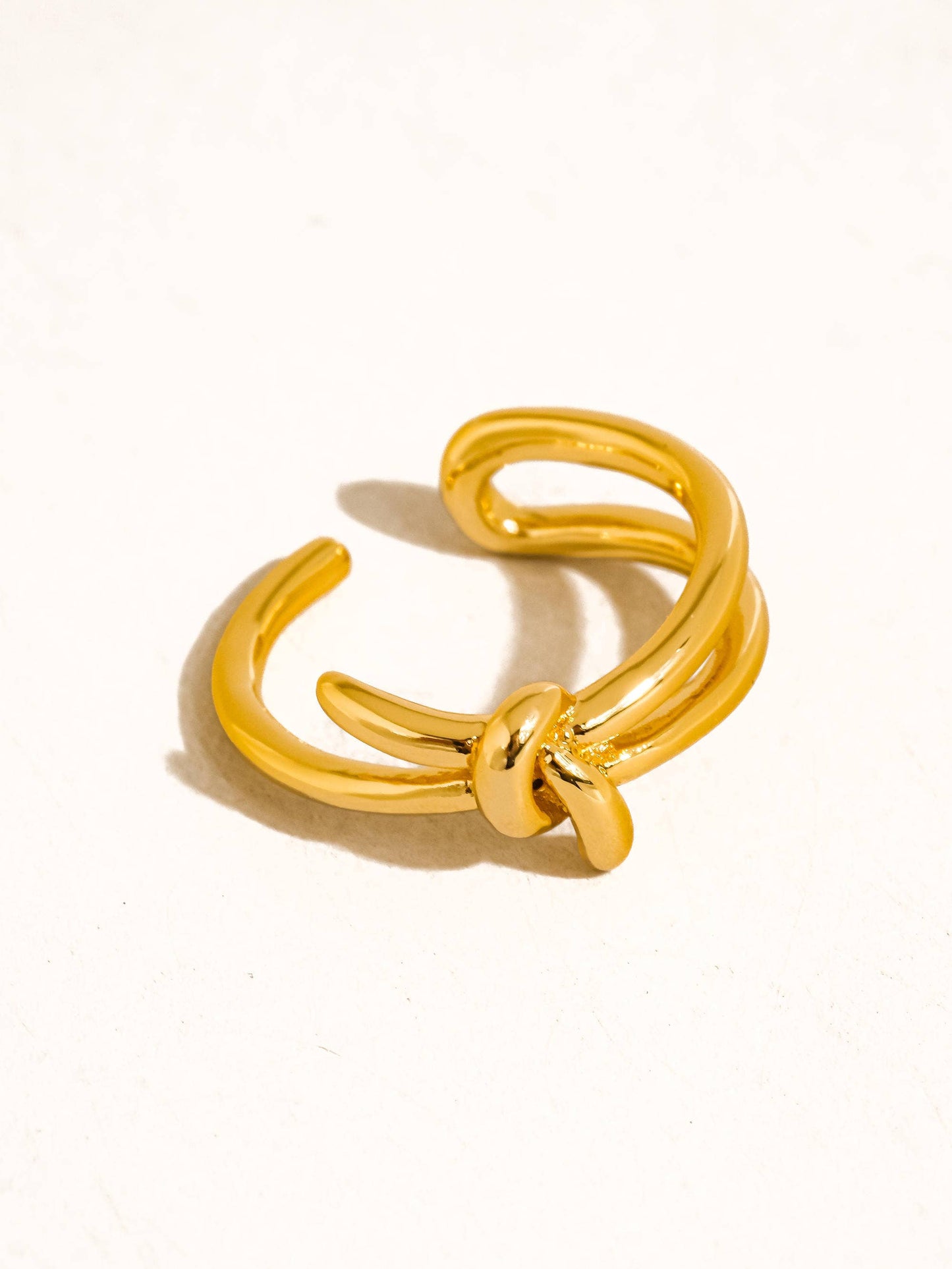 Virelle 18K Gold Vintage Knot Ring: Yellow Gold