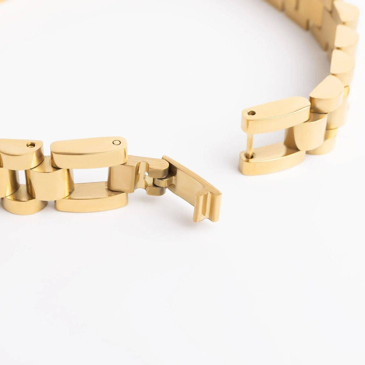 18K Tarnish free Watchband Chain Bracelet: Gold