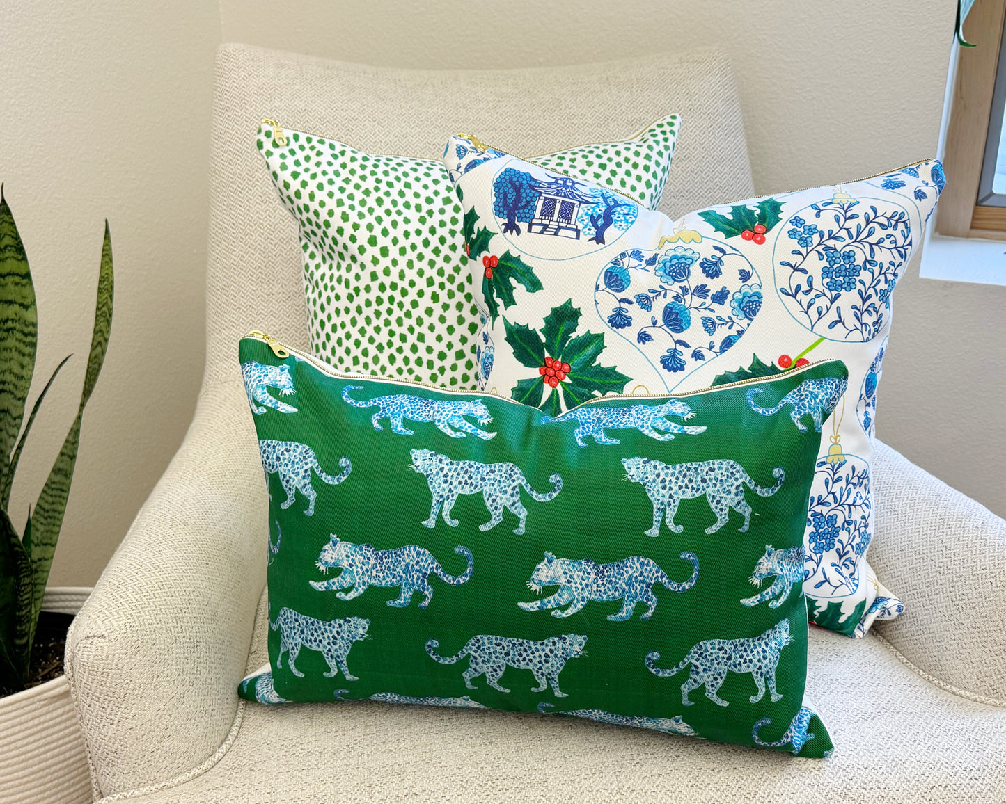 Curated by Hannah Butler - Grandmillennial Holliday Pillow Cover Set