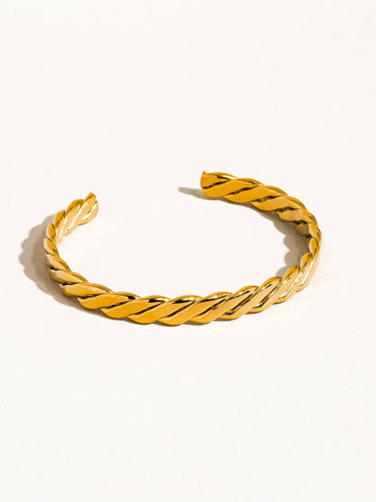 Bénir 18K Gold Non-Tarnish Braided Thin Bangle: Yellow Gold