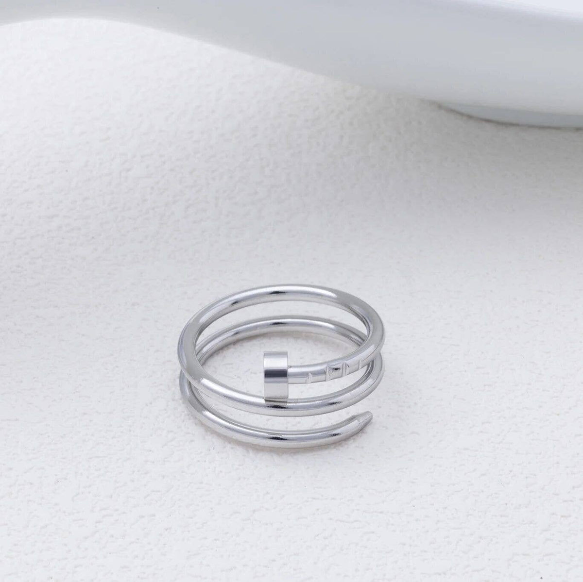18K Gold PVD  Twisted Nail Ring: Gold / 6