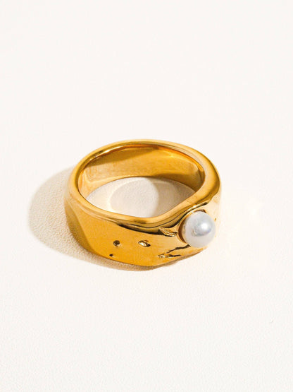 Pave 18K Gold Non-Tarnish Pearl Band Ring: Yellow Gold / 8