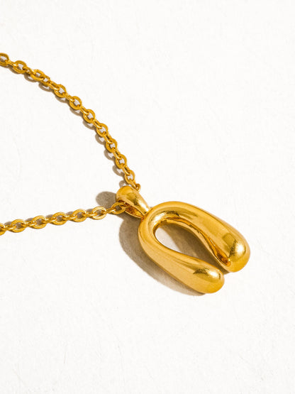 Samara 18K Gold Western Horseshoe Necklace: Yellow Gold