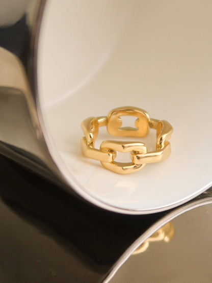 Brooklyn 18K Gold Stack Braided Non-Tarnish Ring: Yellow Gold / 8