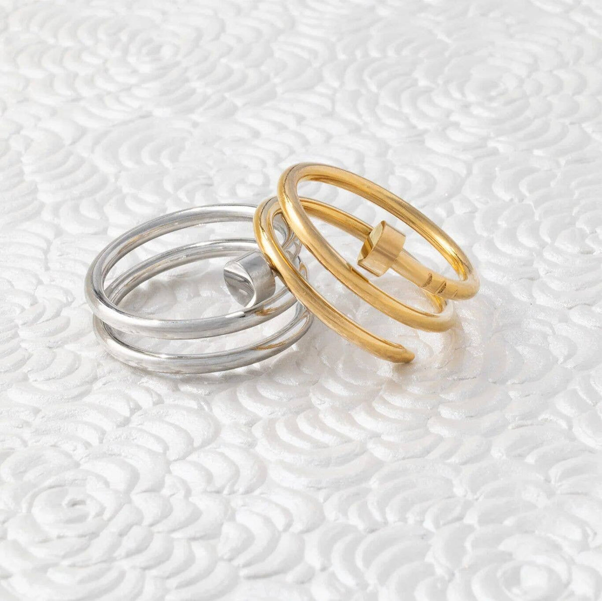 18K Gold PVD  Twisted Nail Ring: Gold / 6