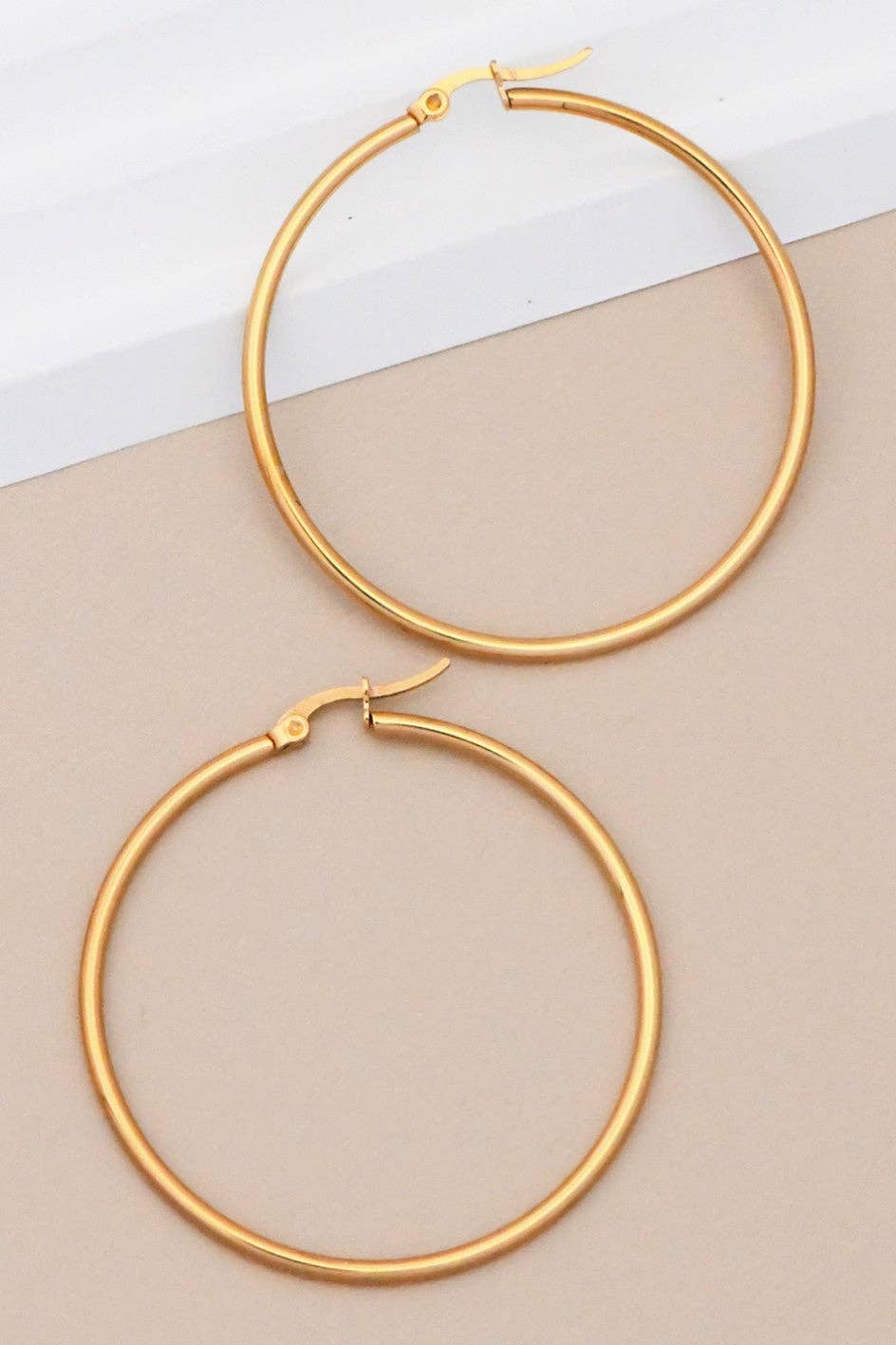 18K Gold Plated Waterproof Stainless Steel Hoop Earrings - 7147: S0OX3T7147 Gold