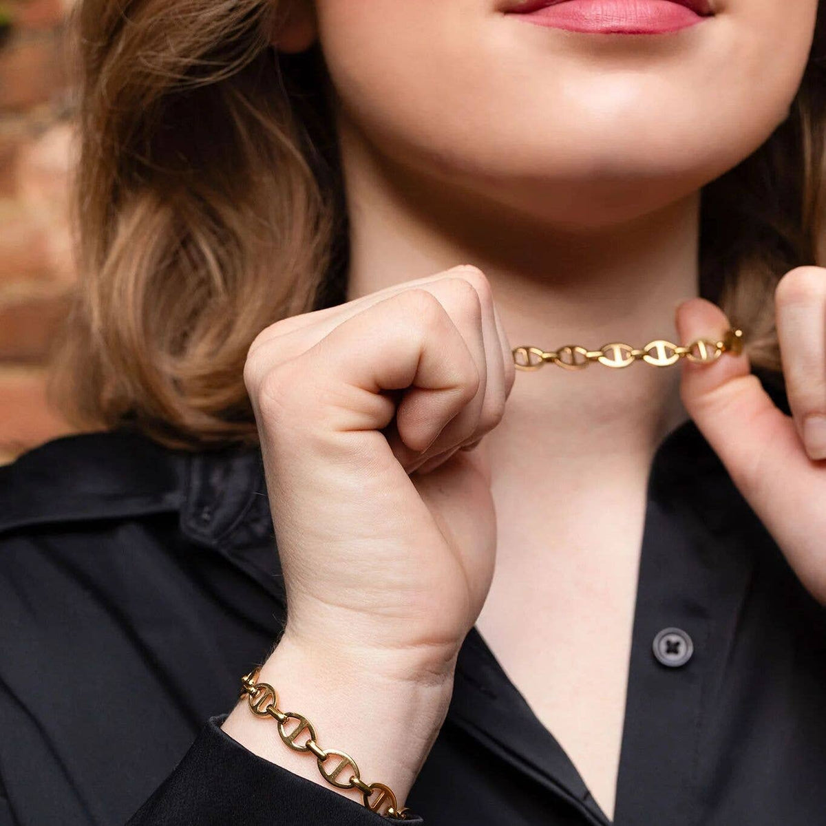 18K Gold PVD Thick Oval Chain Necklace: Gold