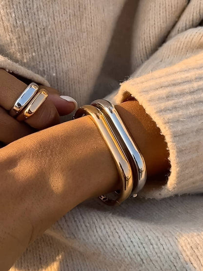 Renzi 18K Gold Non-Tarnish Classic Bangle: Yellow Gold