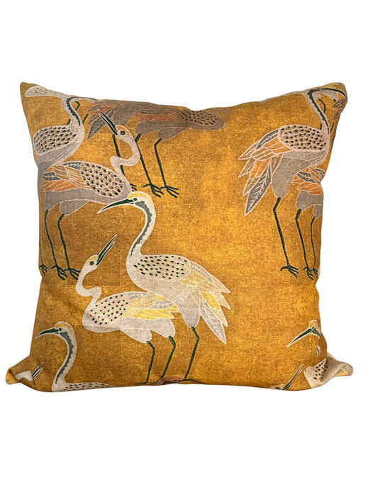 Deco Golden Swans