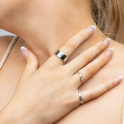 18K gold plated Hammered Statement Ring: Gold / 6