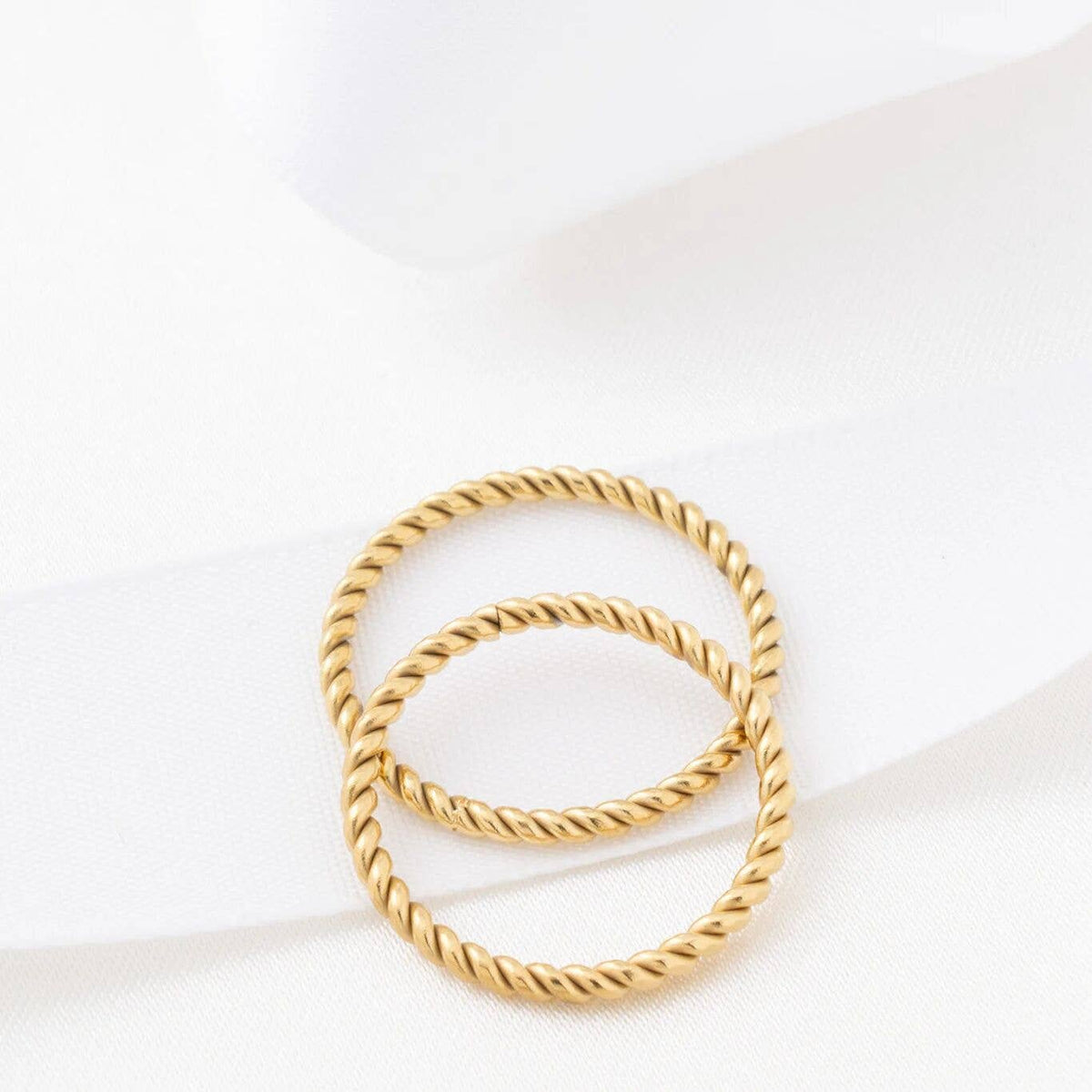 14K Gold Filled PLUS™ Braided Spacer Ring: Gold / 7
