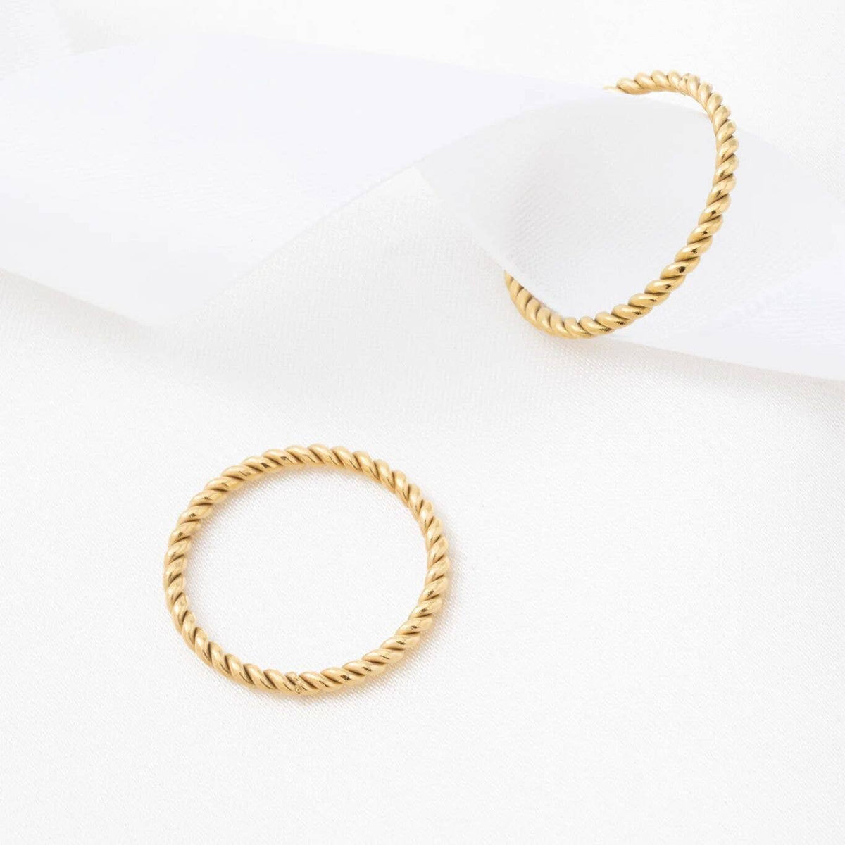14K Gold Filled PLUS™ Braided Spacer Ring: Gold / 6