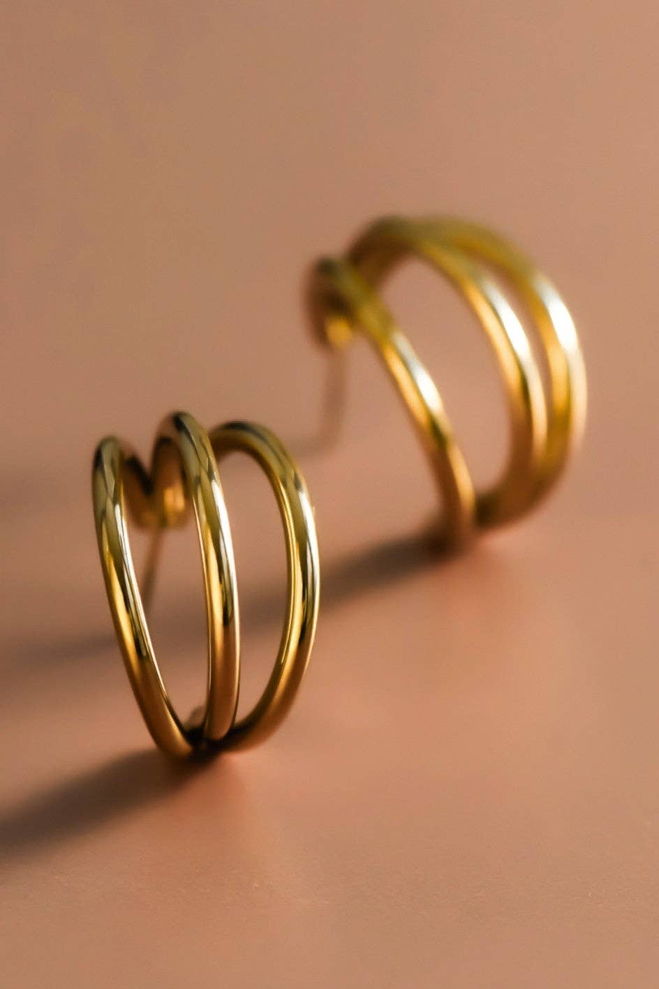 18K Gold Plated Waterproof Stainless Steel Hoop Earrings - 6889: S0OX3T6889