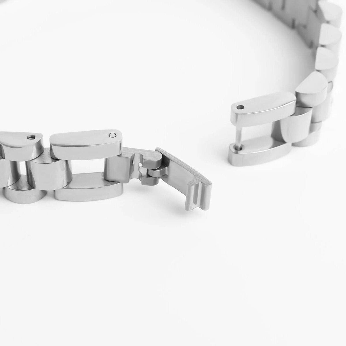 18K Tarnish free Watchband Chain Bracelet: Gold