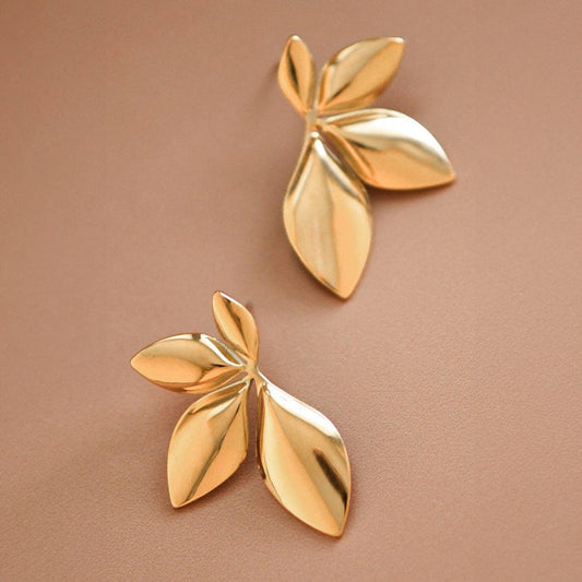 18K Gold Plated Waterproof Stainless Steel Stud Earrings - 7127: S0OX3T7127