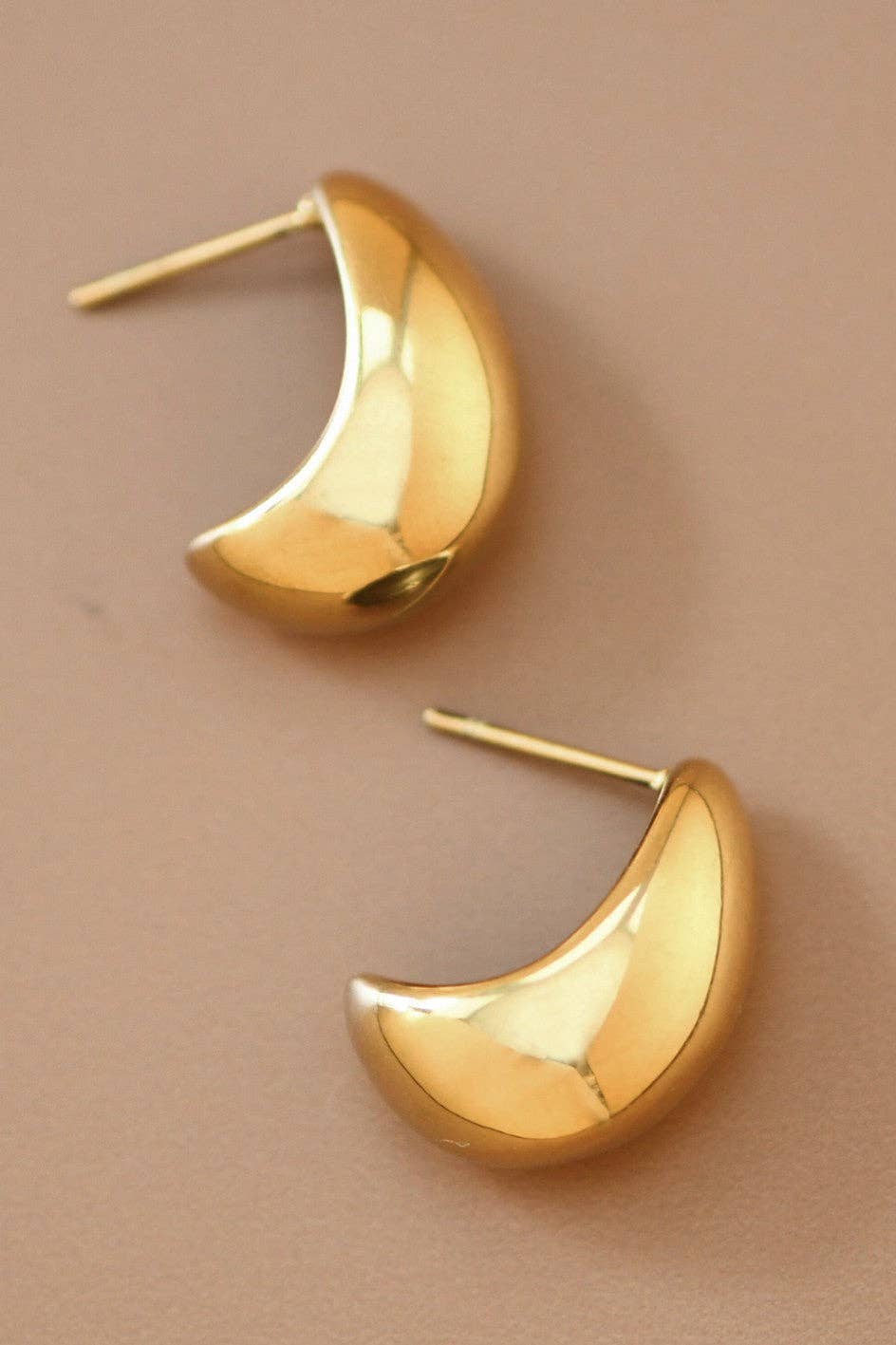 18K Gold Plated Waterproof Stainless Steel Stud Earrings - 7492: S0OX3T7492 Gold