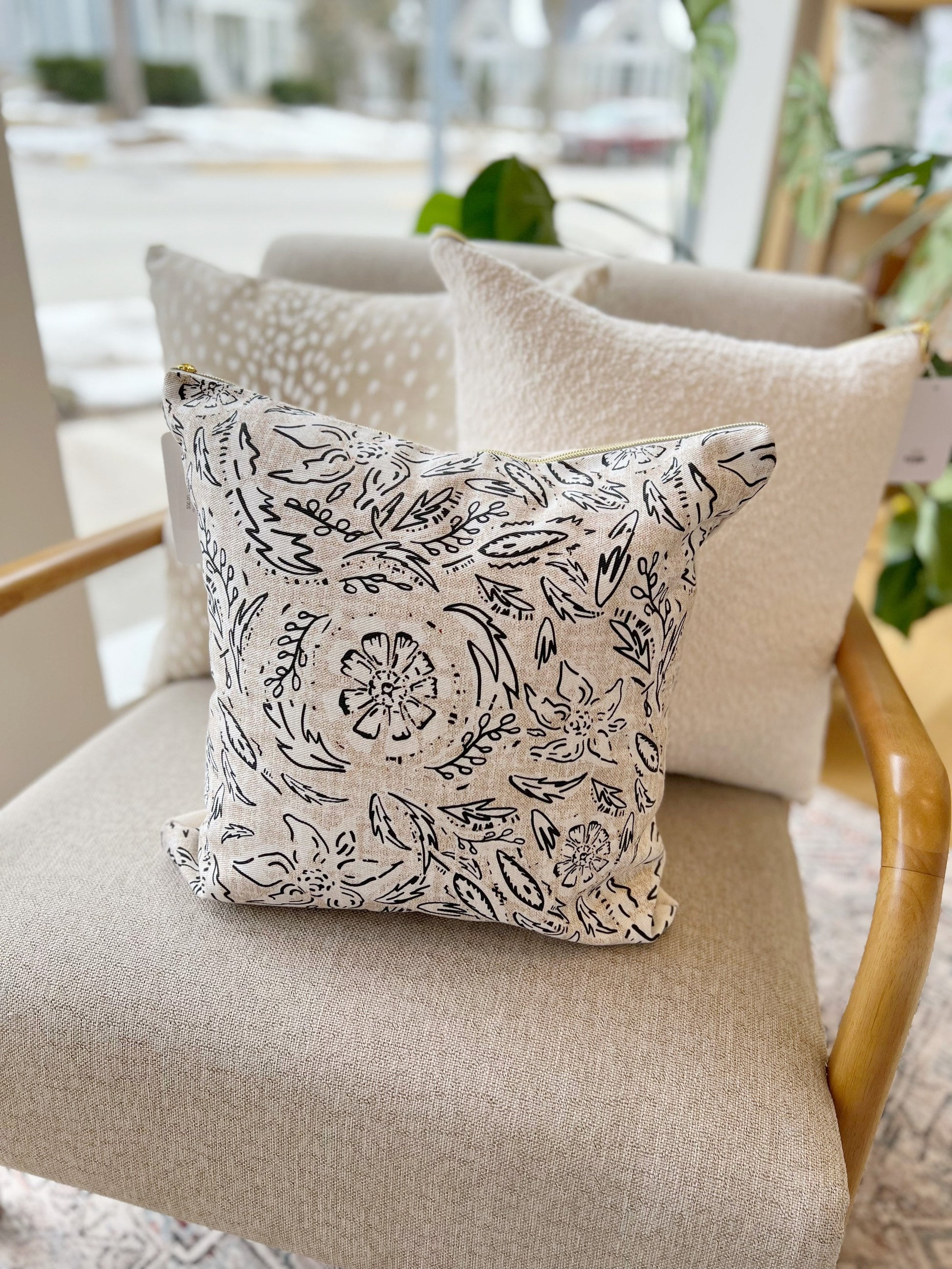 Cover Only | Flora Rustic | Designed by Holli Zollinger | Black + White Floral Farmhouse