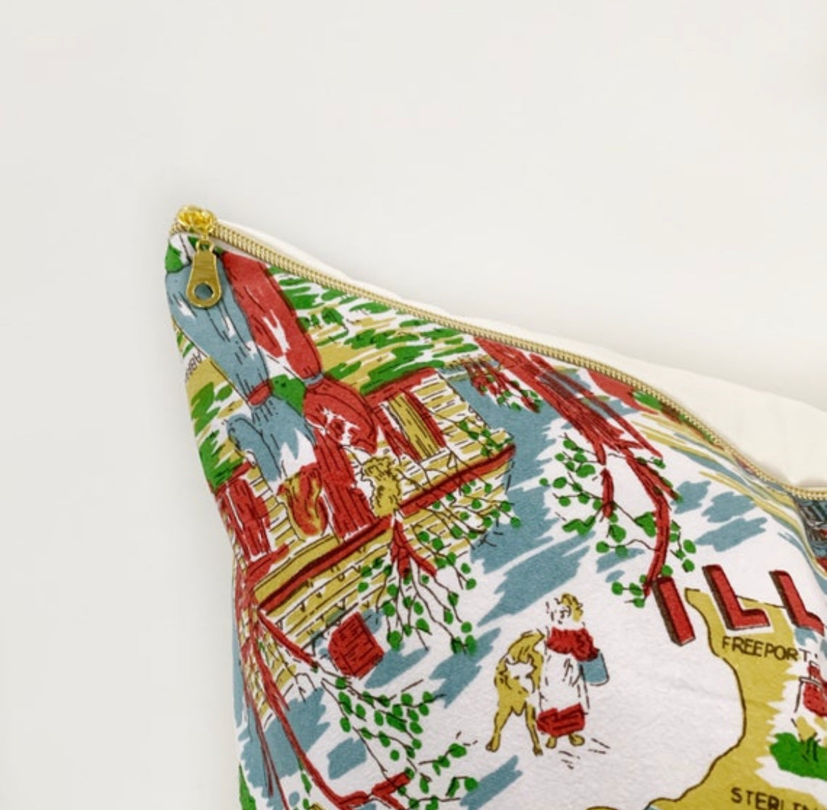 Illinois Vintage Flour Sack Pillow Cover