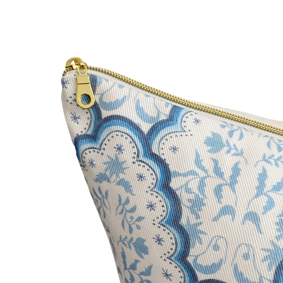 Scalloped Edges Paisley - Designed by Danika Herrick