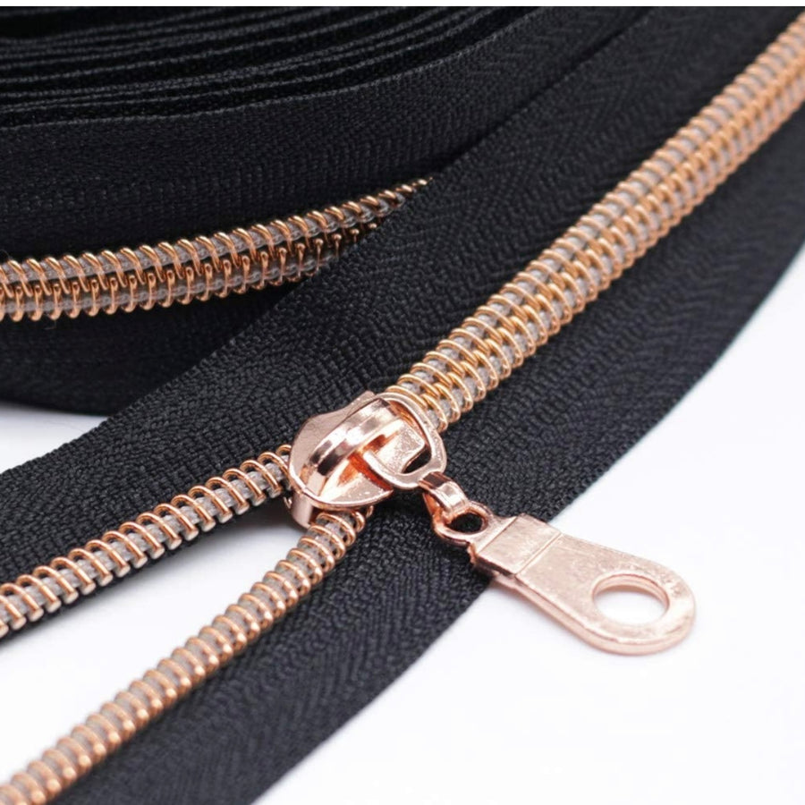 Ruth Bader Ginsberg Dissent Collar Black